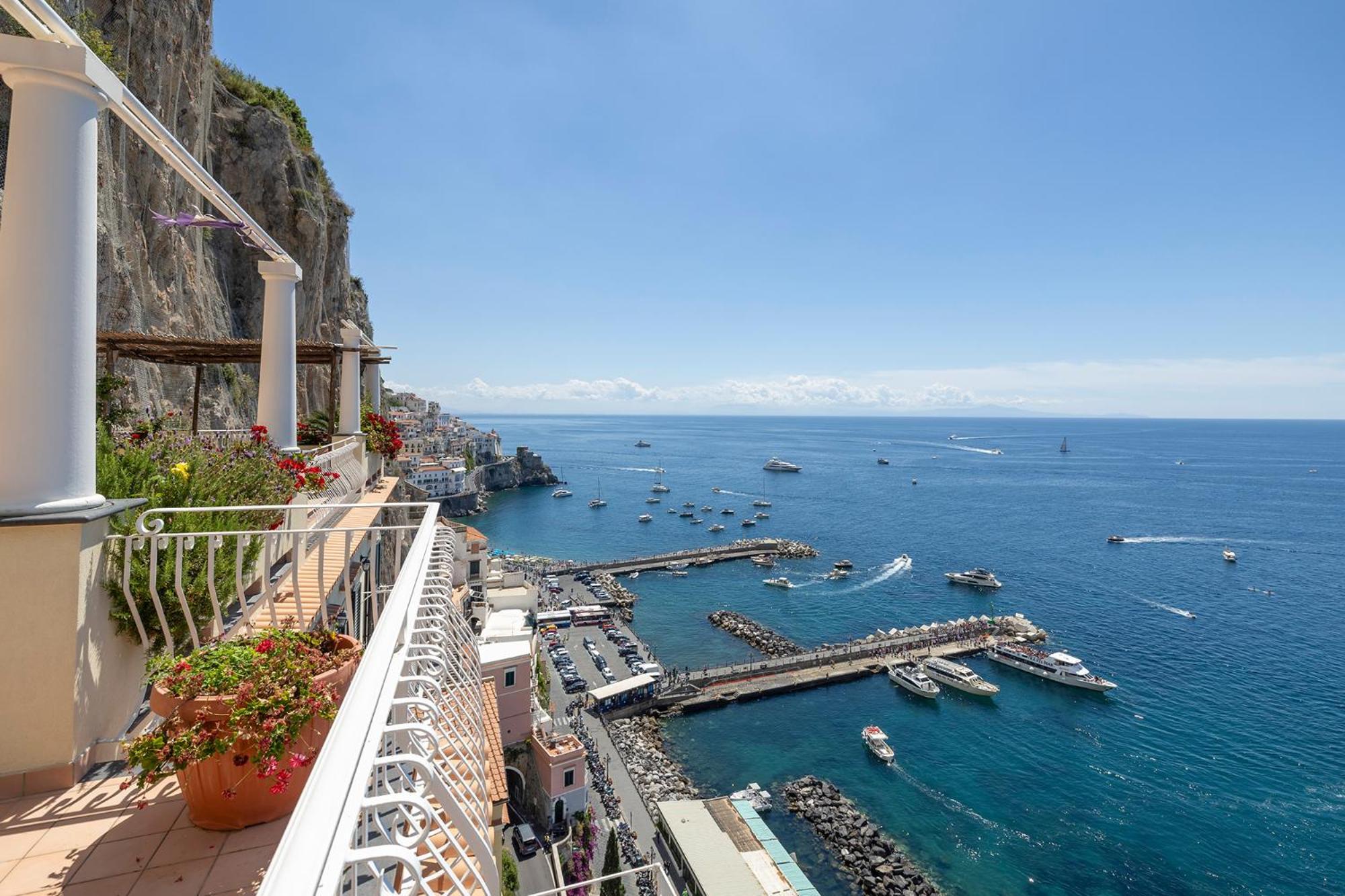 Apartments Amalfi Design Sea View Accessible By 250 Steps Exterior photo