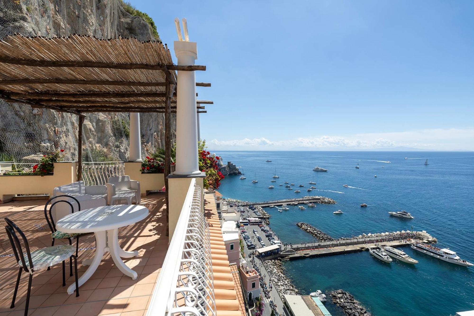 Apartments Amalfi Design Sea View Accessible By 250 Steps Exterior photo