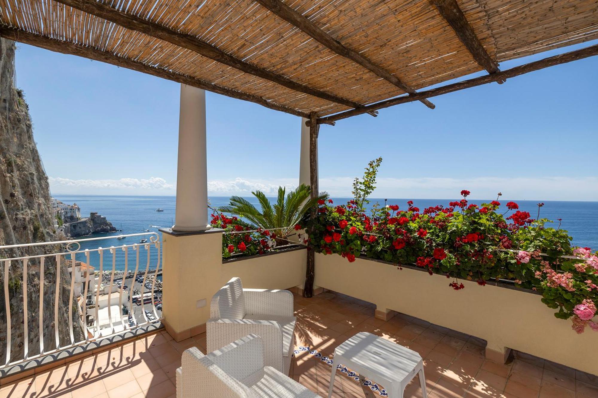 Apartments Amalfi Design Sea View Accessible By 250 Steps Exterior photo