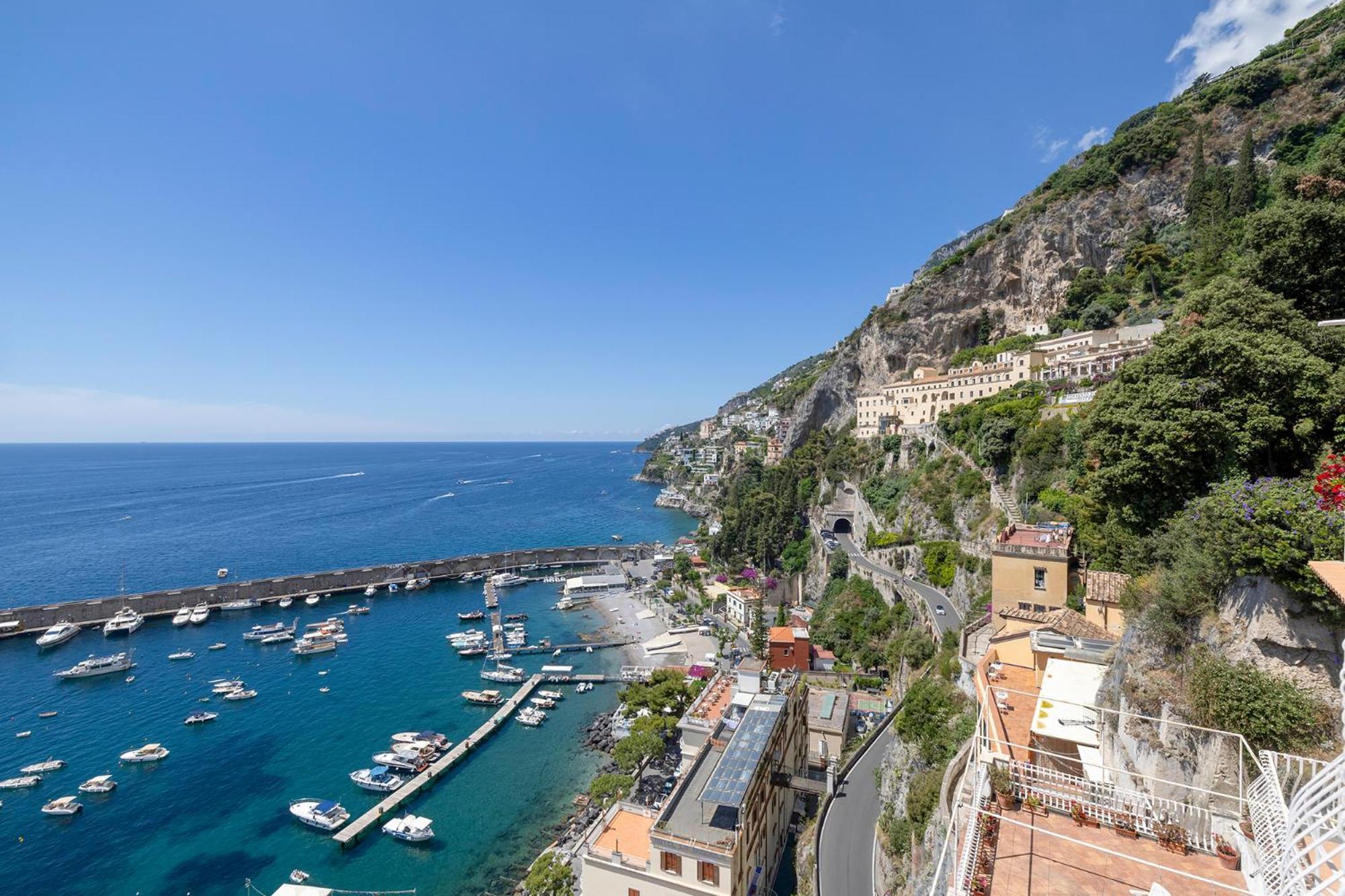 Apartments Amalfi Design Sea View Accessible By 250 Steps Exterior photo