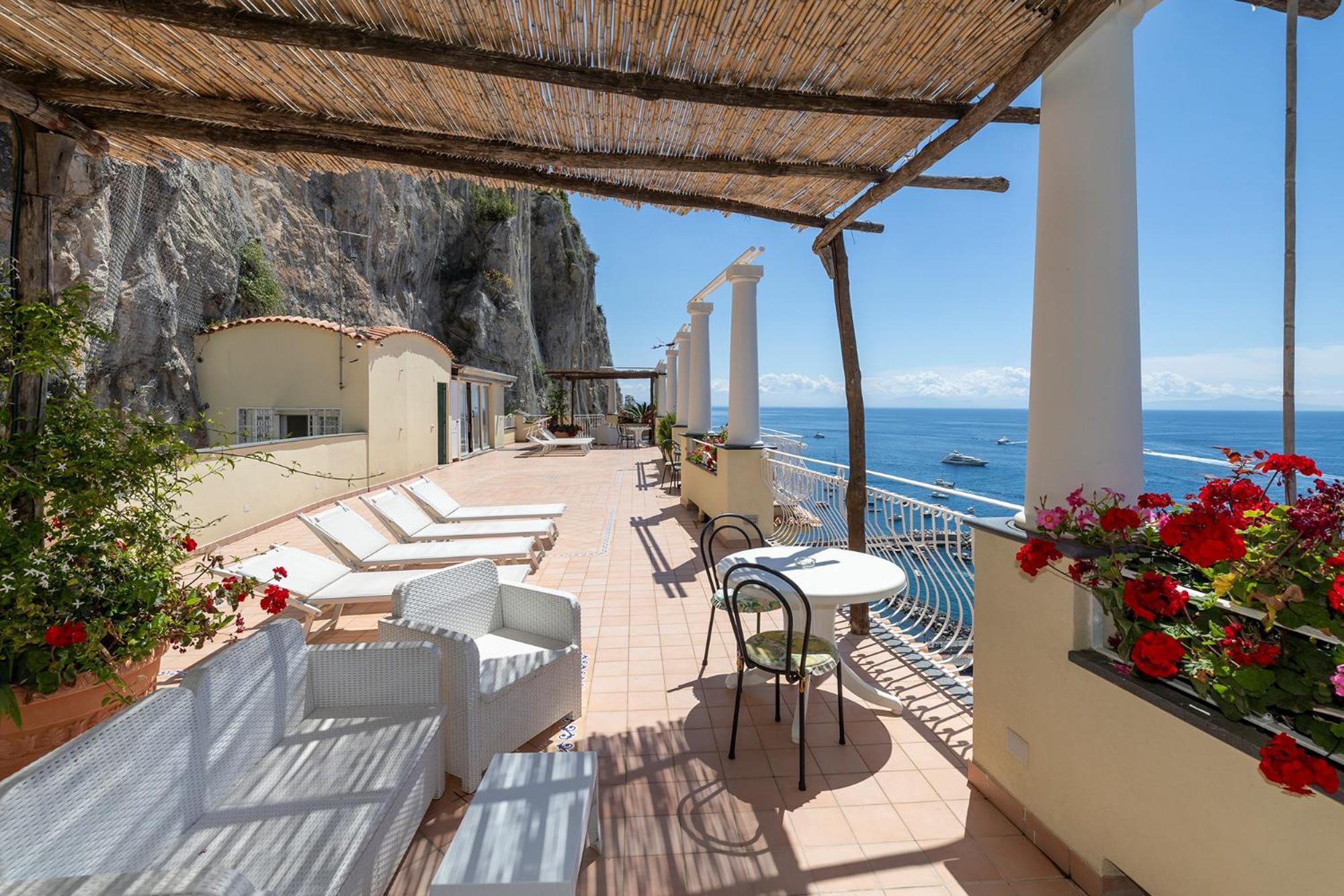 Apartments Amalfi Design Sea View Accessible By 250 Steps Exterior photo