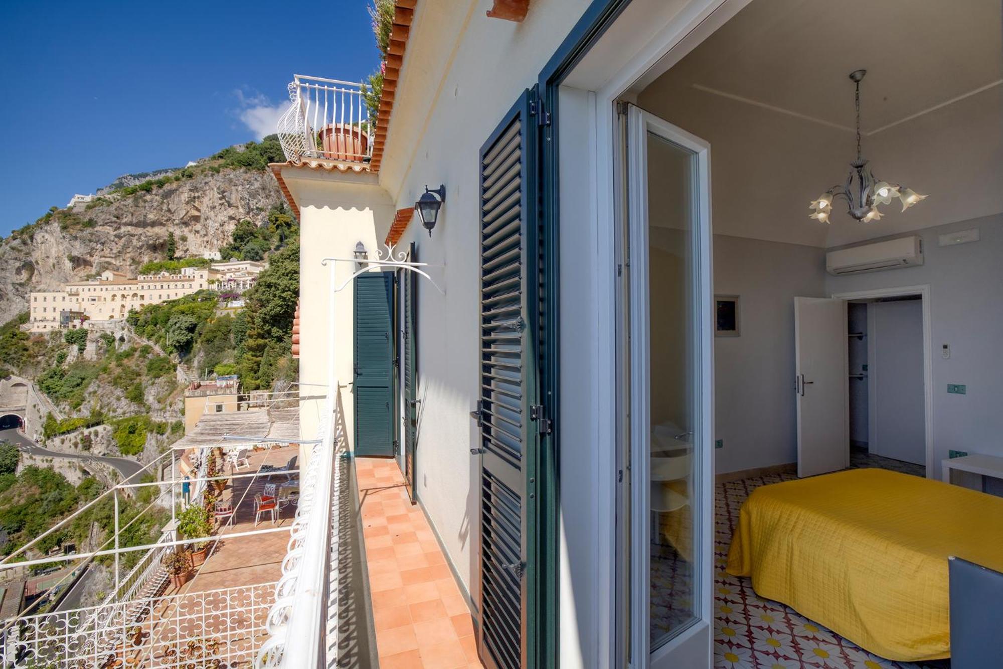Apartments Amalfi Design Sea View Accessible By 250 Steps Exterior photo